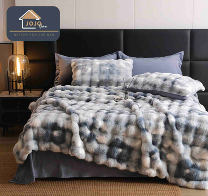 Lenjerie De Pat Pufoasa Rabbit Luxury Edition, 6 Piese, 2 Persoane